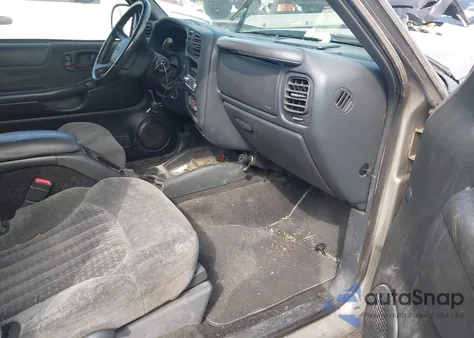 2002 Chevrolet Blazer Ls from USA, damaged, VIN 1GNDT13W92K231525